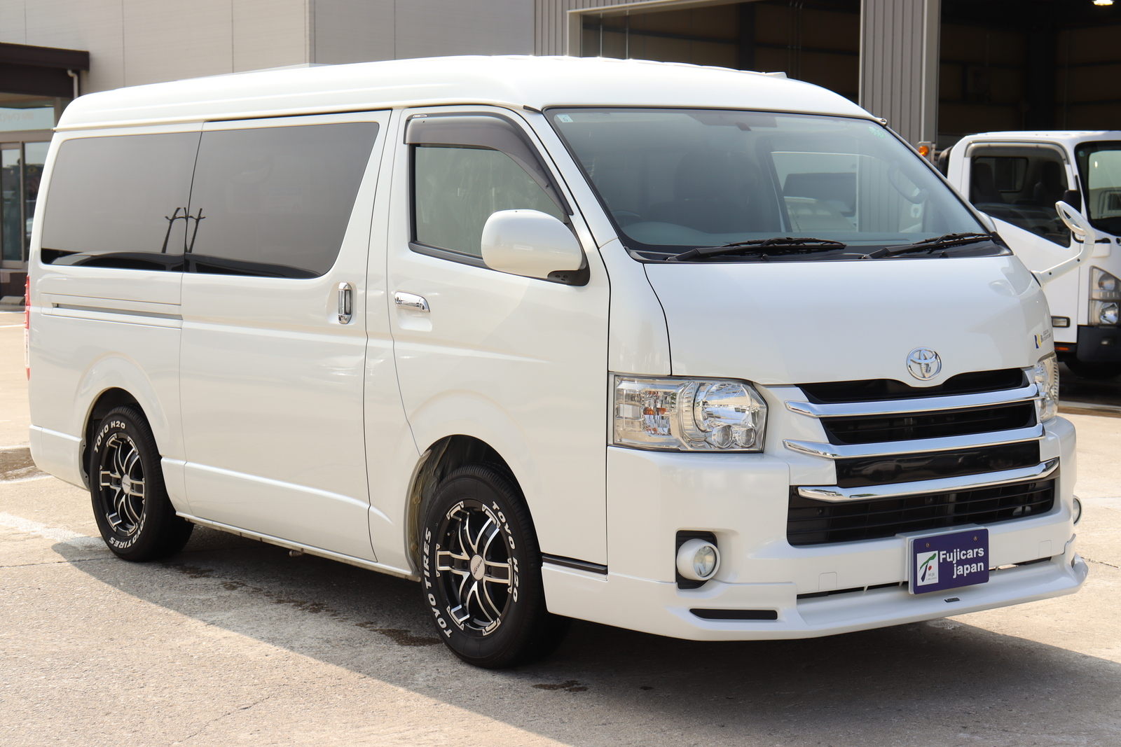キャンピングカー バンコン ﾊｲｴｰｽ ﾘﾝｴｲ ﾜｲﾄﾞﾊﾞｶﾝﾁｪｽ 4WD