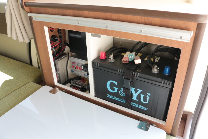 キャンピングカー 軽キャンパー ｴﾌﾞﾘｲ ｱｽﾞﾜｰｶｰｽﾞ ｺﾚｰｶﾞ　ﾃﾚﾋﾞ　