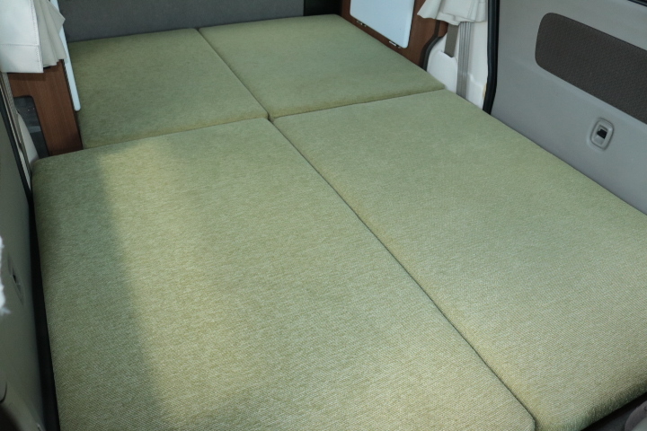 キャンピングカー 軽キャンパー ｴﾌﾞﾘｲ ｱｽﾞﾜｰｶｰｽﾞ ｺﾚｰｶﾞ　ﾃﾚﾋﾞ　