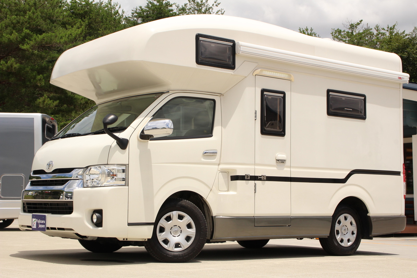 キャンピングカー キャブコン ﾊｲｴｰｽ ｼﾞｬﾊﾟﾝCRC ﾛﾋﾞﾝｿﾝ771 4WD