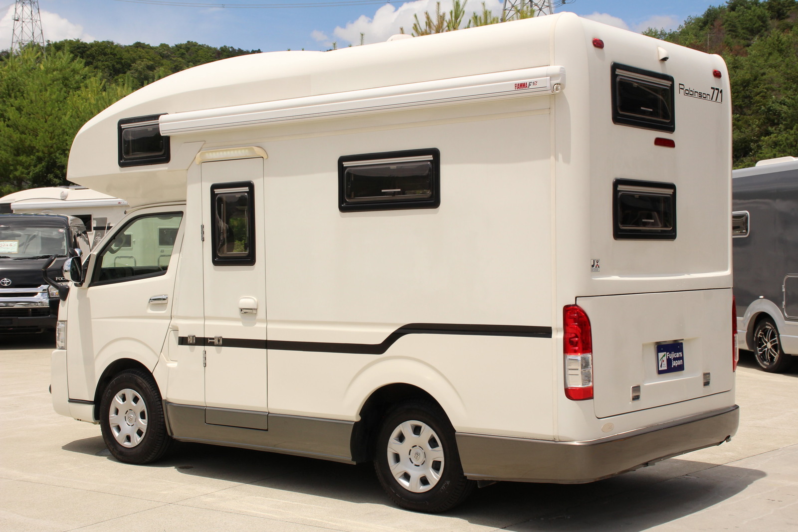 キャンピングカー キャブコン ﾊｲｴｰｽ ｼﾞｬﾊﾟﾝCRC ﾛﾋﾞﾝｿﾝ771 4WD