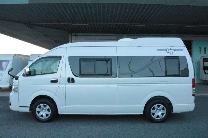 キャンピングカー バンコン ﾊｲｴｰｽ ﾄｲﾌｧｸﾄﾘｰ GT 4WD 家庭用ｴｱｺﾝ