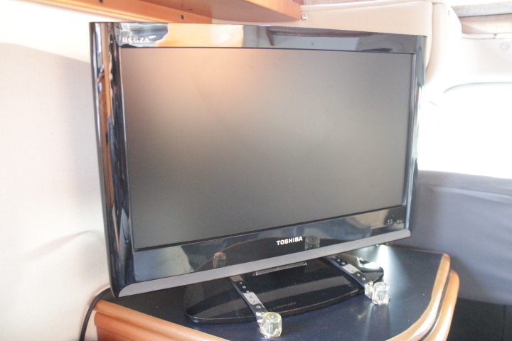 キャンピングカー キャブコン ﾊﾞﾈｯﾄ ｸﾞﾛｰﾊﾞﾙ ｱｽﾘｰﾄRE　冷蔵庫　ﾚﾝｼﾞ