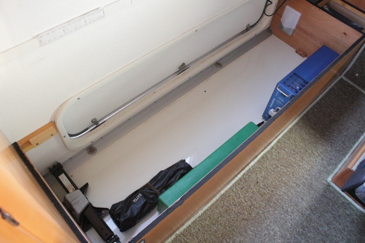 キャンピングカー キャブコン ﾊﾞﾈｯﾄ ｸﾞﾛｰﾊﾞﾙ ｱｽﾘｰﾄRE　冷蔵庫　ﾚﾝｼﾞ