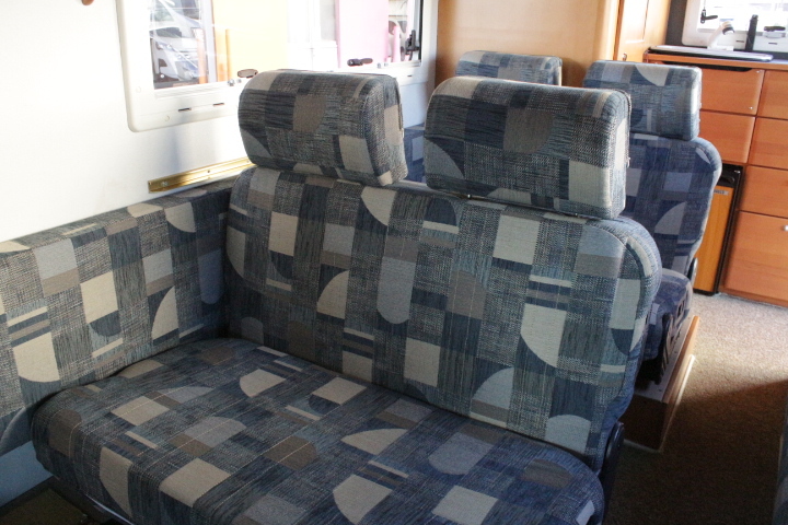 キャンピングカー キャブコン ﾊﾞﾈｯﾄ ｸﾞﾛｰﾊﾞﾙ ｱｽﾘｰﾄRE　冷蔵庫　ﾚﾝｼﾞ