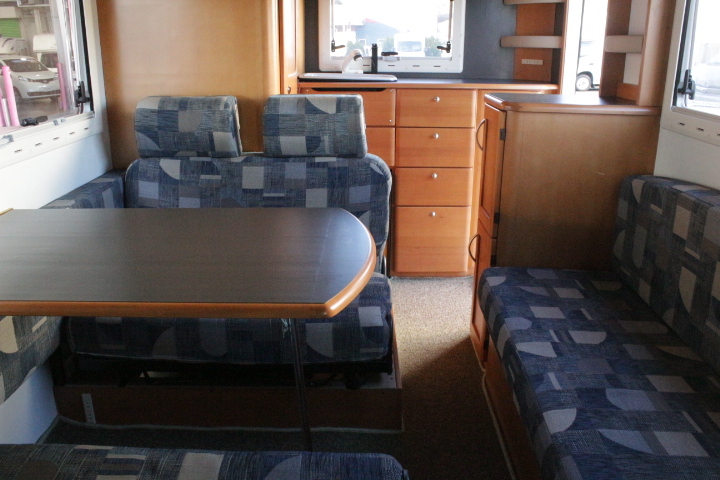 キャンピングカー キャブコン ﾊﾞﾈｯﾄ ｸﾞﾛｰﾊﾞﾙ ｱｽﾘｰﾄRE　冷蔵庫　ﾚﾝｼﾞ