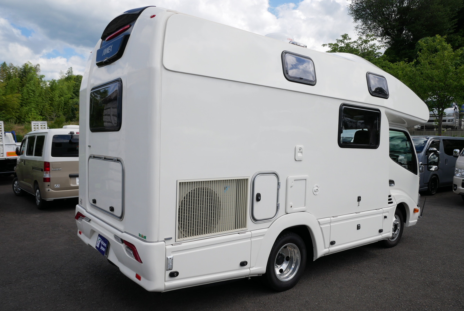 キャンピングカー キャブコン ｶﾑﾛｰﾄﾞ ｱﾈｯｸｽ ﾘﾊﾞﾃｨ52SP 家庭用ｴｱｺﾝ