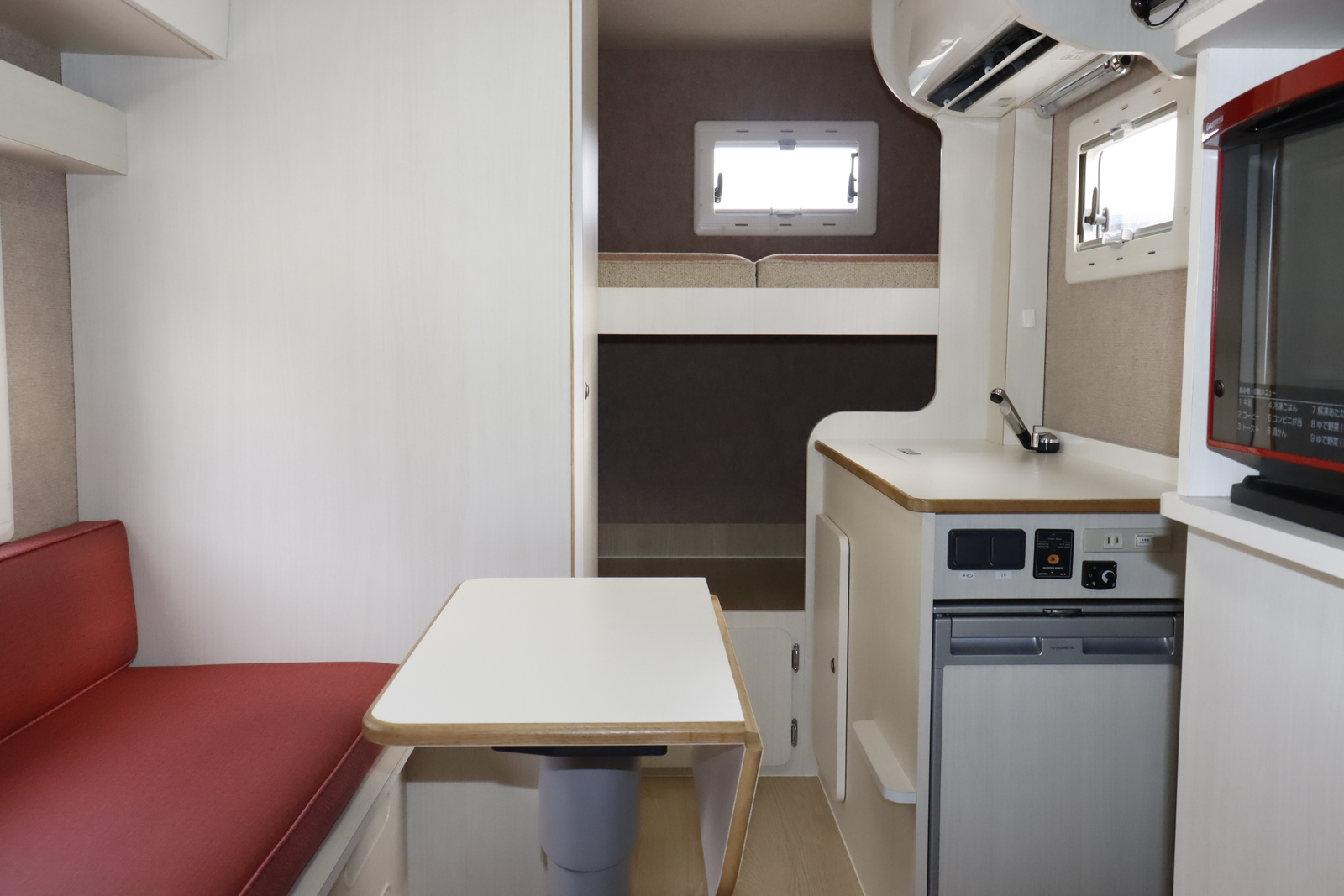 キャンピングカー キャブコン ﾎﾞﾝｺﾞ ｷｬﾝﾊﾟｰｱｼｽﾄ ｼﾞｮｸﾄ 家庭用ｴｱｺﾝ