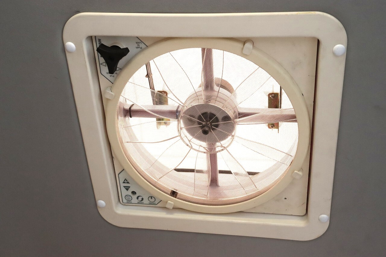 キャンピングカー バンコン ﾊｲｴｰｽ ﾚｸﾋﾞｨ ﾌｧｲﾌﾞｽﾀｰ 