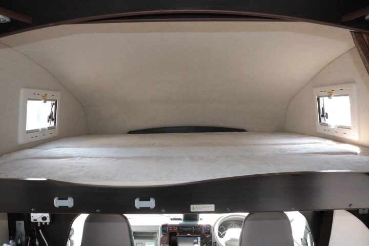 キャンピングカー キャブコン ｶﾑﾛｰﾄﾞ ﾊﾞﾝﾃｯｸ ｼﾞﾙ520　家庭用ｴｱｺﾝ　F