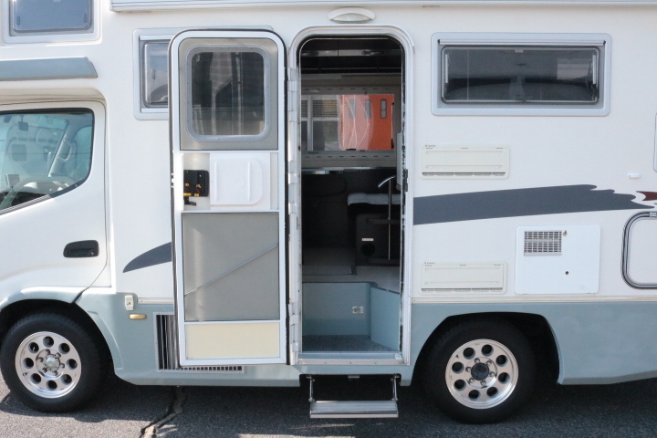 キャンピングカー キャブコン ｶﾑﾛｰﾄﾞ ﾊﾞﾝﾃｯｸ ｼﾞﾙ520　家庭用ｴｱｺﾝ　F