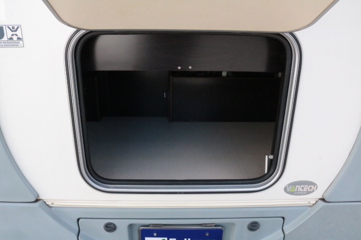 キャンピングカー キャブコン ｶﾑﾛｰﾄﾞ ﾊﾞﾝﾃｯｸ ｼﾞﾙ520　家庭用ｴｱｺﾝ　F