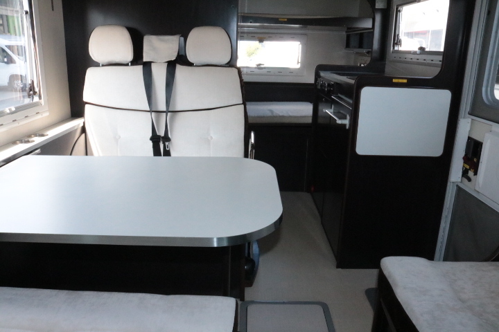 キャンピングカー キャブコン ｶﾑﾛｰﾄﾞ ﾊﾞﾝﾃｯｸ ｼﾞﾙ520　家庭用ｴｱｺﾝ　F