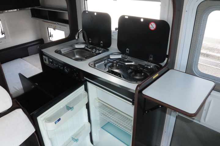 キャンピングカー キャブコン ｶﾑﾛｰﾄﾞ ﾊﾞﾝﾃｯｸ ｼﾞﾙ520　家庭用ｴｱｺﾝ　F