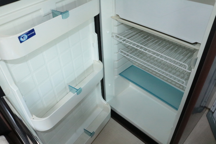 キャンピングカー キャブコン ｶﾑﾛｰﾄﾞ ﾊﾞﾝﾃｯｸ ｼﾞﾙ520　家庭用ｴｱｺﾝ　F