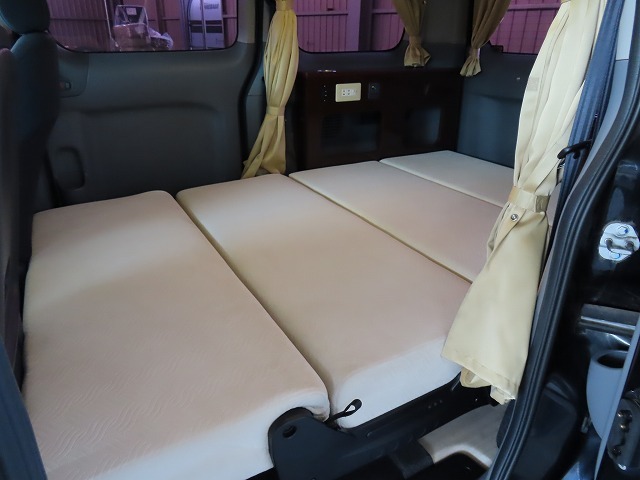 キャンピングカー バンコン NV200ﾊﾞﾈｯﾄ FOCS RB