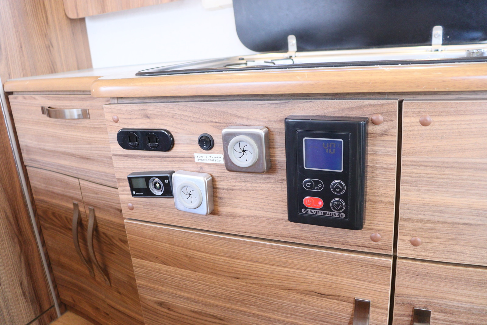 キャンピングカー キャブコン ｶﾑﾛｰﾄﾞ ﾀﾞｲﾚｸﾄｶｰｽﾞ ﾄﾘｯﾌﾟﾌﾟﾚﾐｱﾑ