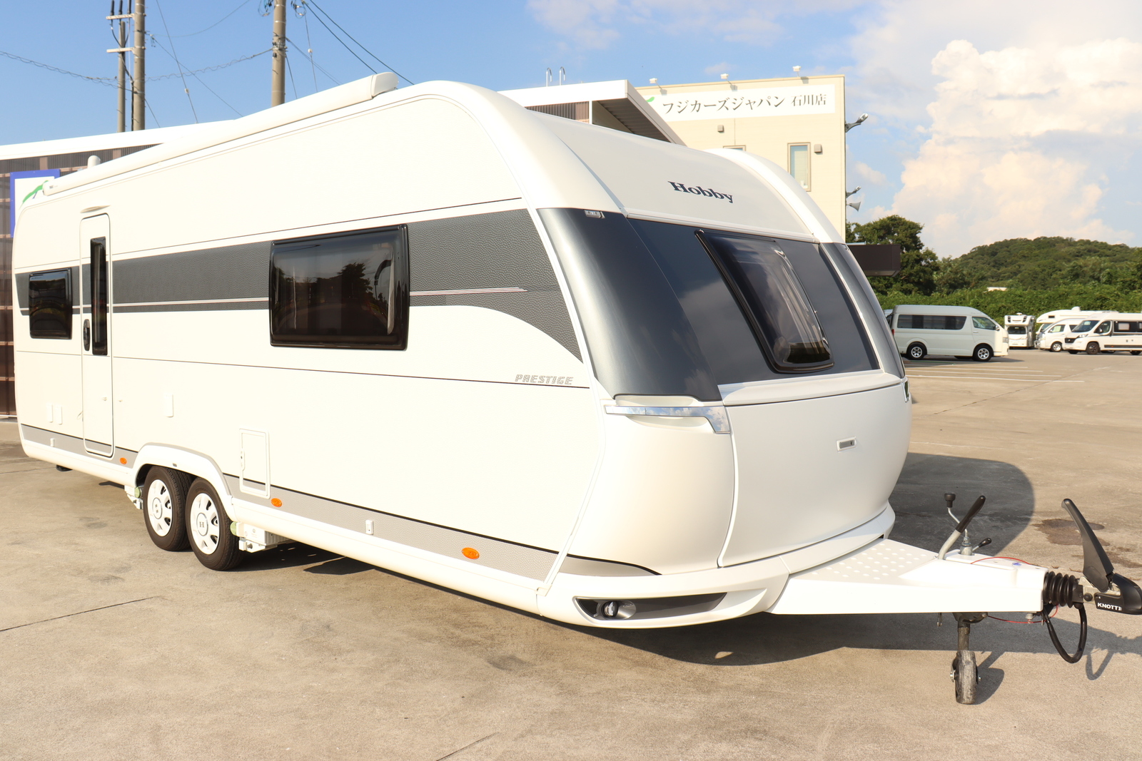 キャンピングカー トレーラー ﾎﾋﾞｰ650UFfﾌﾟﾚｽﾃｰｼﾞ ﾑｰﾊﾞｰ 家庭用AC