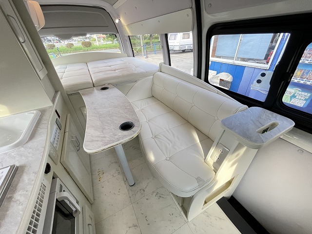 キャンピングカー バンコン ﾊｲｴｰｽRVﾋﾞｯｸﾌｯﾄﾘﾄﾙﾉｵｸﾀｰﾋﾞｱM4WD