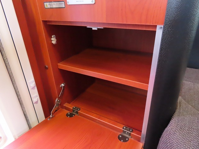 キャンピングカー キャブコン ｶﾑﾛｰﾄﾞ ﾅｯﾂRV ｸﾚｿﾝﾎﾞﾔｰｼﾞｭX 4WD