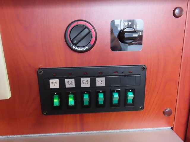 キャンピングカー キャブコン ｶﾑﾛｰﾄﾞ ﾅｯﾂRV ｸﾚｿﾝﾎﾞﾔｰｼﾞｭX 4WD