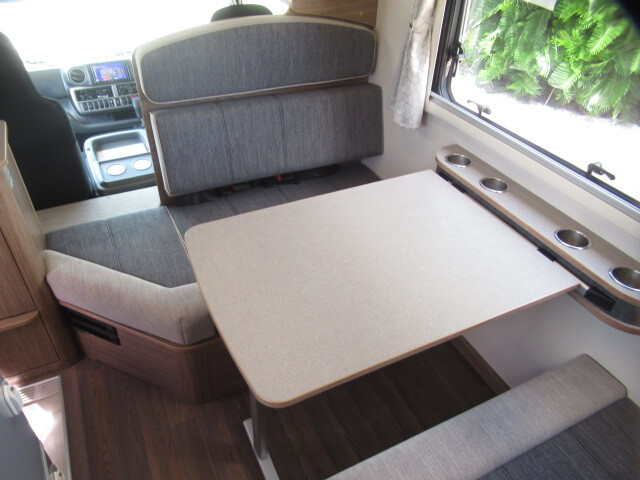 キャンピングカー キャブコン 東和 ﾓﾋﾞｰRWB　家庭用ｴｱｺﾝ　FF