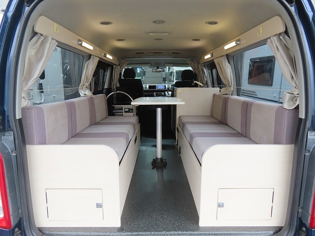 キャンピングカー バンコン ﾊｲｴｰｽ ﾅｯﾂRV ﾄﾗｲｱﾙC　冷蔵庫　ﾃﾚﾋﾞ