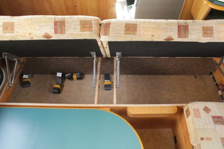 キャンピングカー キャブコン ｶﾑﾛｰﾄﾞ ﾊﾞﾝﾃｯｸ ｼﾞﾙ　FF　冷蔵庫　ﾎﾞｲﾗｰ