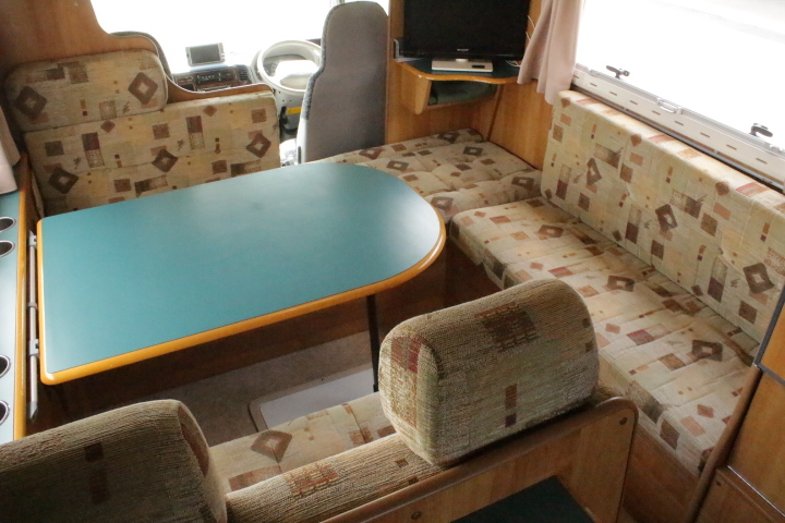 キャンピングカー キャブコン ｶﾑﾛｰﾄﾞ ﾊﾞﾝﾃｯｸ ｼﾞﾙ　FF　冷蔵庫　ﾎﾞｲﾗｰ