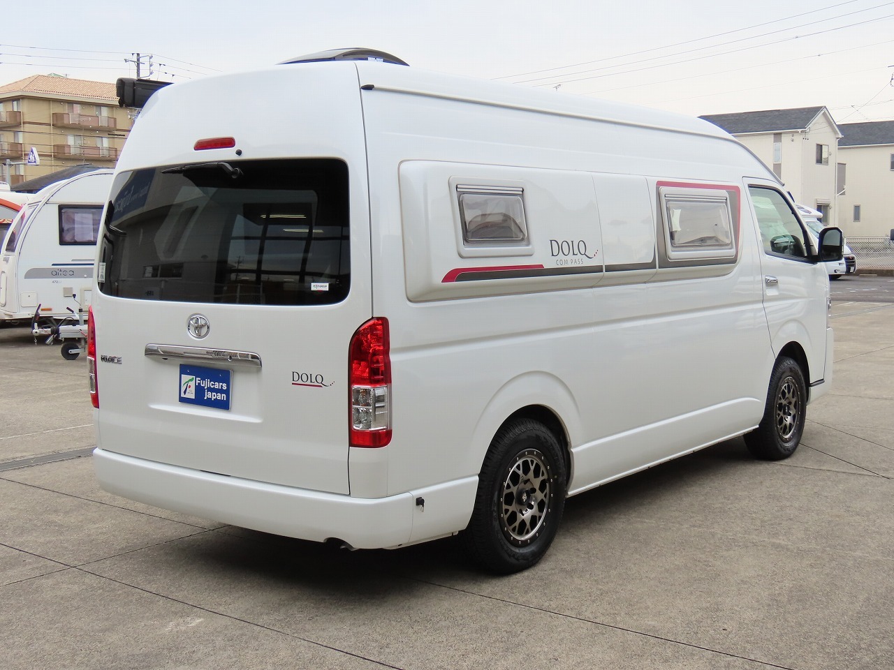 キャンピングカー バンコン ﾊｲｴｰｽ ﾎﾜｲﾄﾊｳｽ ｺﾝﾊﾟｽﾄﾞﾙｸ 4WD