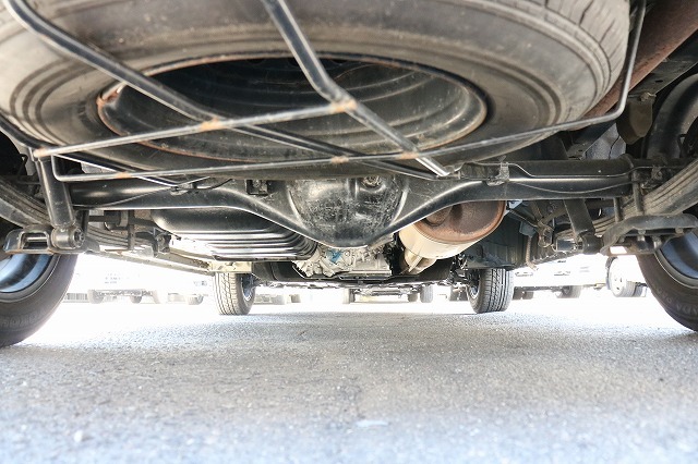 キャンピングカー バンコン ﾊｲｴｰｽ FOCS DSﾌﾟﾚﾐｱﾑ 4WD