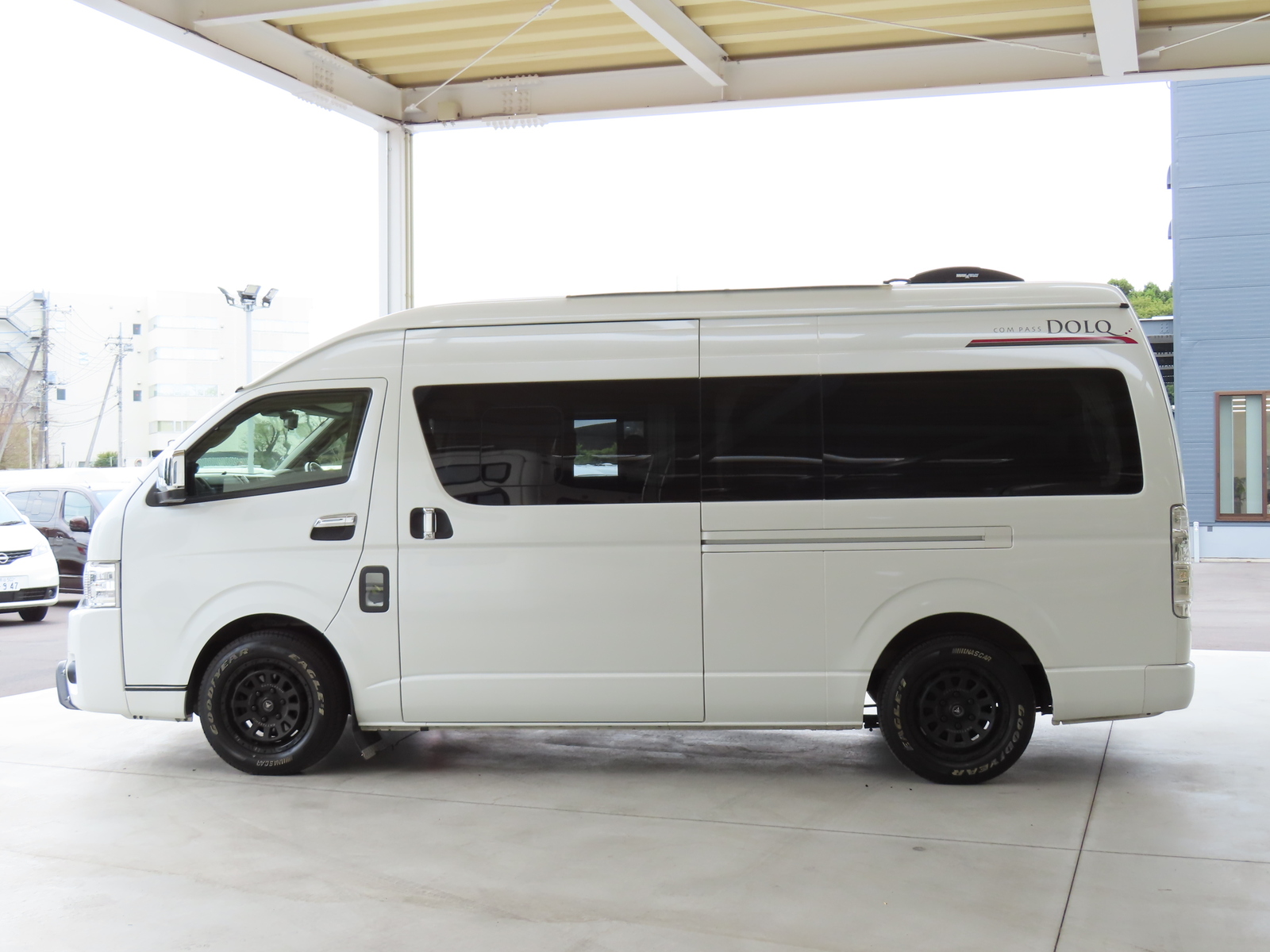 キャンピングカー バンコン ﾊｲｴｰｽ ﾎﾜｲﾄﾊｳｽ ｺﾝﾊﾟｽﾄﾞﾙｸ