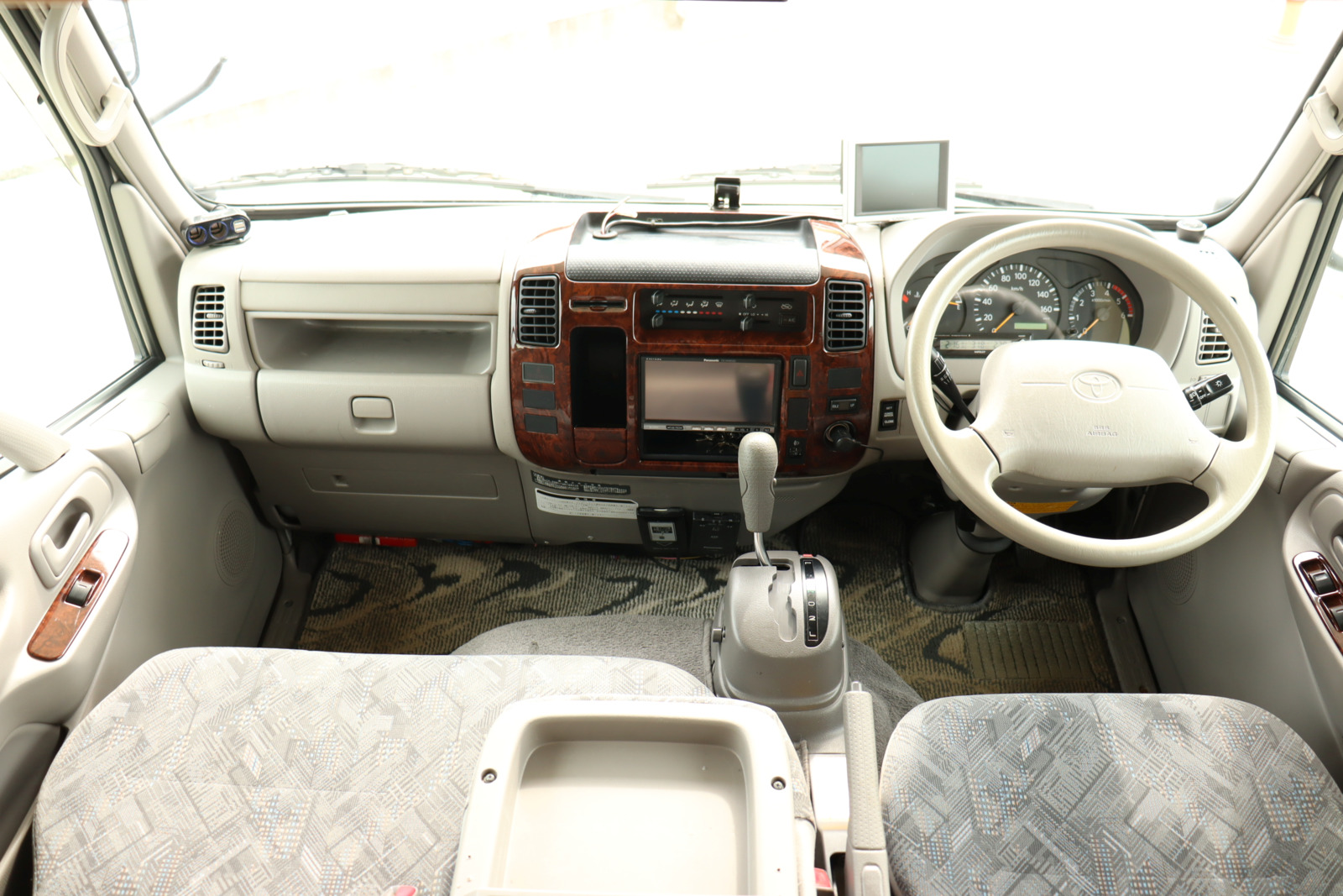 キャンピングカー キャブコン ｶﾑﾛｰﾄﾞ ﾊﾞﾝﾃｯｸ ｺﾙﾄﾞﾊﾞﾝｸｽ 4WD