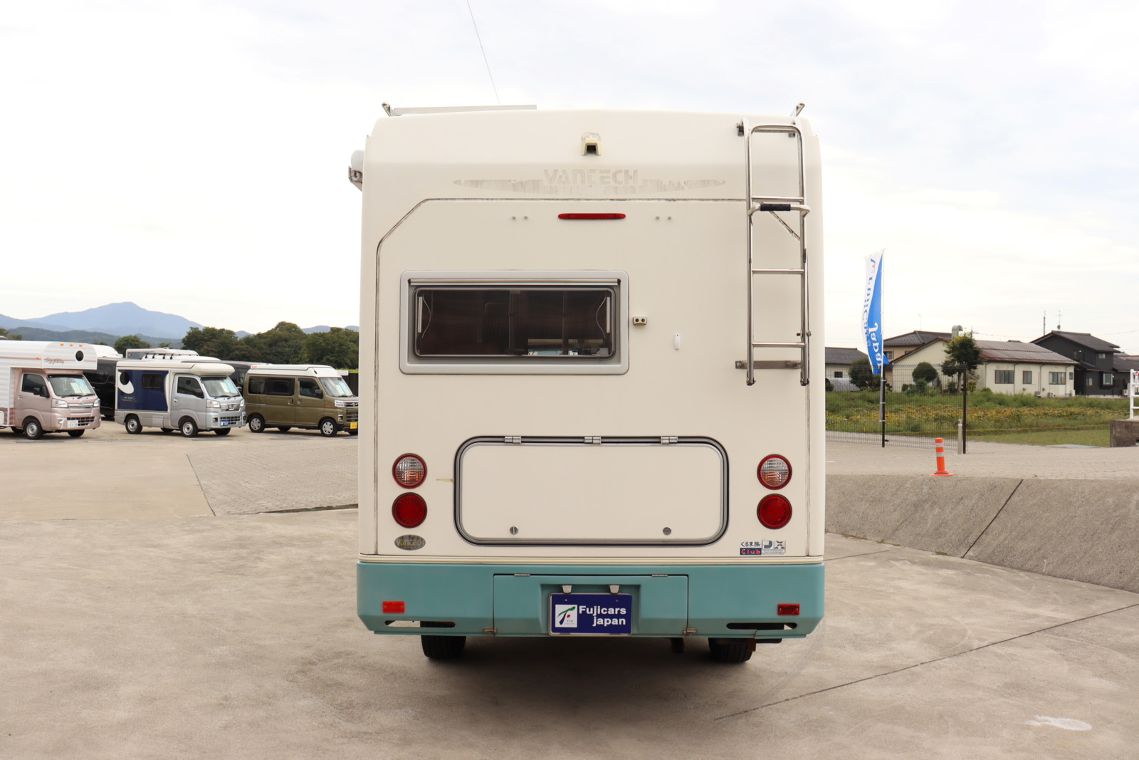 キャンピングカー キャブコン ｶﾑﾛｰﾄﾞ ﾊﾞﾝﾃｯｸ ｺﾙﾄﾞﾊﾞﾝｸｽ 4WD