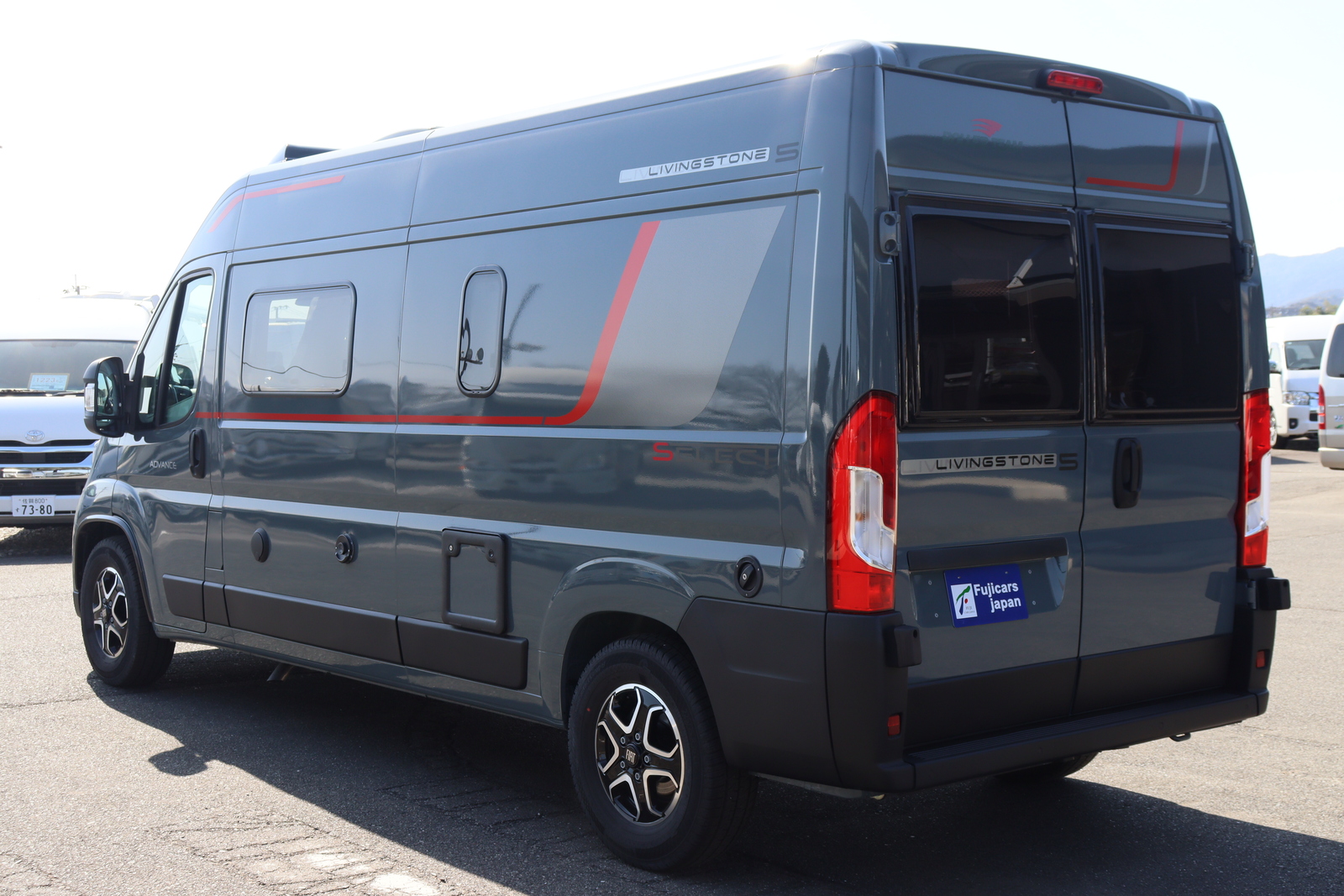 キャンピングカー バンコン ﾃﾞｭｶﾄ ﾛｰﾗｰﾁｰﾑ ﾘﾋﾞﾝｸﾞｽﾄｰﾝ5 新車