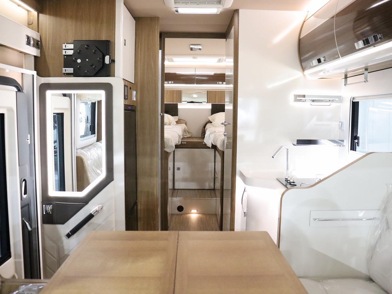 キャンピングカー バスコン ﾃﾞｭｶﾄ ﾓｰﾋﾞﾙｳﾞｪｯﾀKﾖｯﾄﾃｸﾉﾗｲﾝ86新車