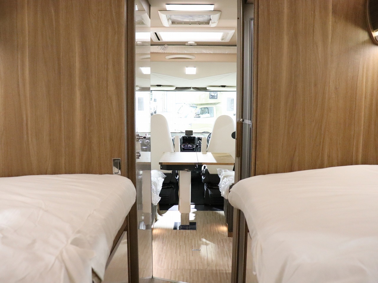 キャンピングカー バスコン ﾃﾞｭｶﾄ ﾓｰﾋﾞﾙｳﾞｪｯﾀKﾖｯﾄﾃｸﾉﾗｲﾝ86新車