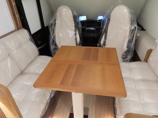 キャンピングカー バスコン ﾃﾞｭｶﾄ　ﾓｰﾋﾞﾙｳﾞｪｯﾀKﾖｯﾄﾃｸﾉﾗｲﾝ86新車