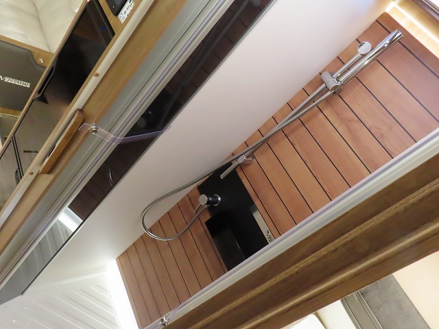 キャンピングカー バスコン ﾃﾞｭｶﾄ　ﾓｰﾋﾞﾙｳﾞｪｯﾀKﾖｯﾄﾃｸﾉﾗｲﾝ86新車