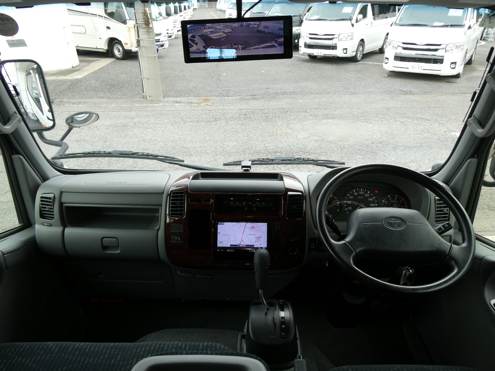 キャンピングカー キャブコン ﾅｯﾂRV ｸﾚｿﾝﾎﾞﾔｰｼﾞｭW　新品家庭用ｴｱｺﾝ