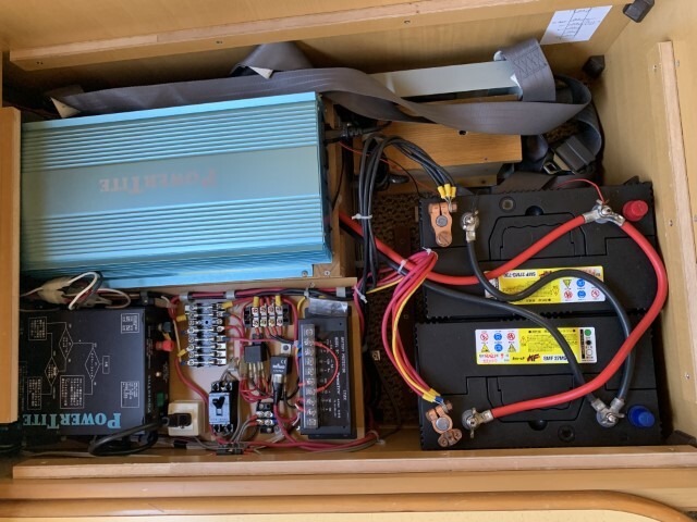 キャンピングカー キャブコン ﾊﾞﾝﾃｯｸ ｱﾄﾑ FFﾋｰﾀｰ 電子ﾚﾝｼﾞ 冷蔵庫