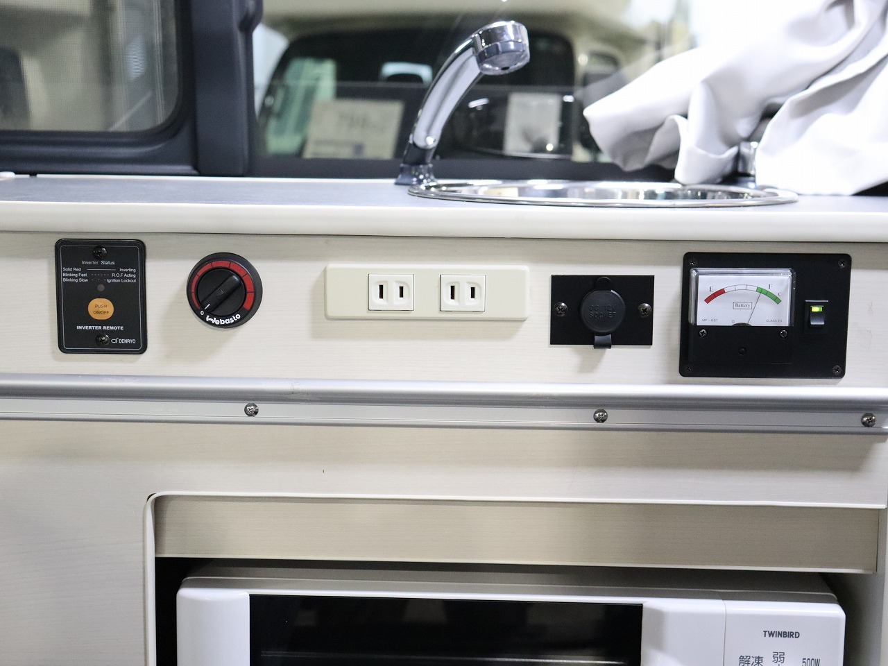 キャンピングカー バンコン ﾊｲｴｰｽ 東和 ﾂｪﾙﾄ 4WD　FFﾋｰﾀｰ