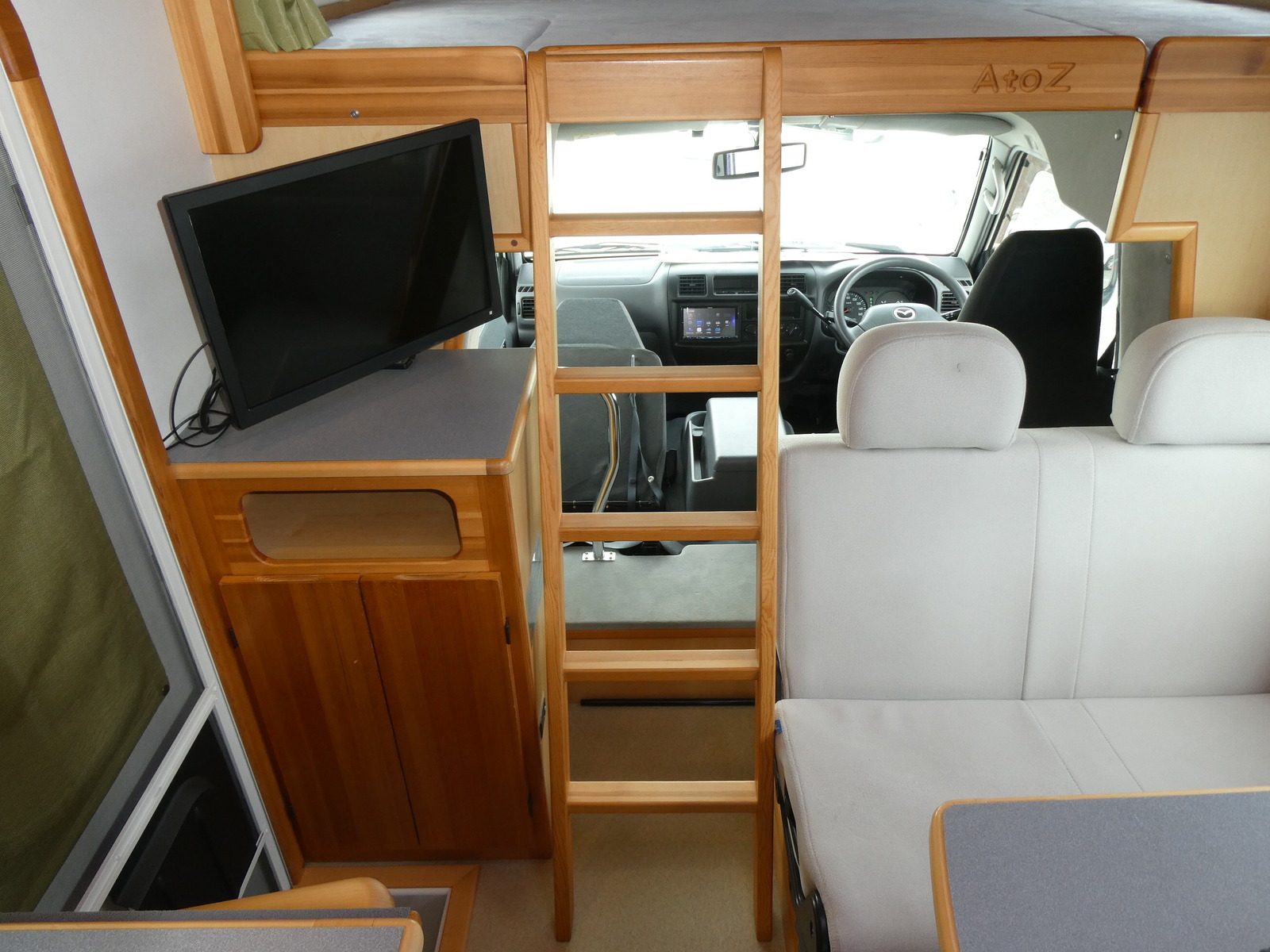 キャンピングカー キャブコン AtoZ　ｱﾐﾃｨﾎﾞｽｺ　ｿｰﾗｰﾊﾟﾈﾙ　FFﾋｰﾀｰ