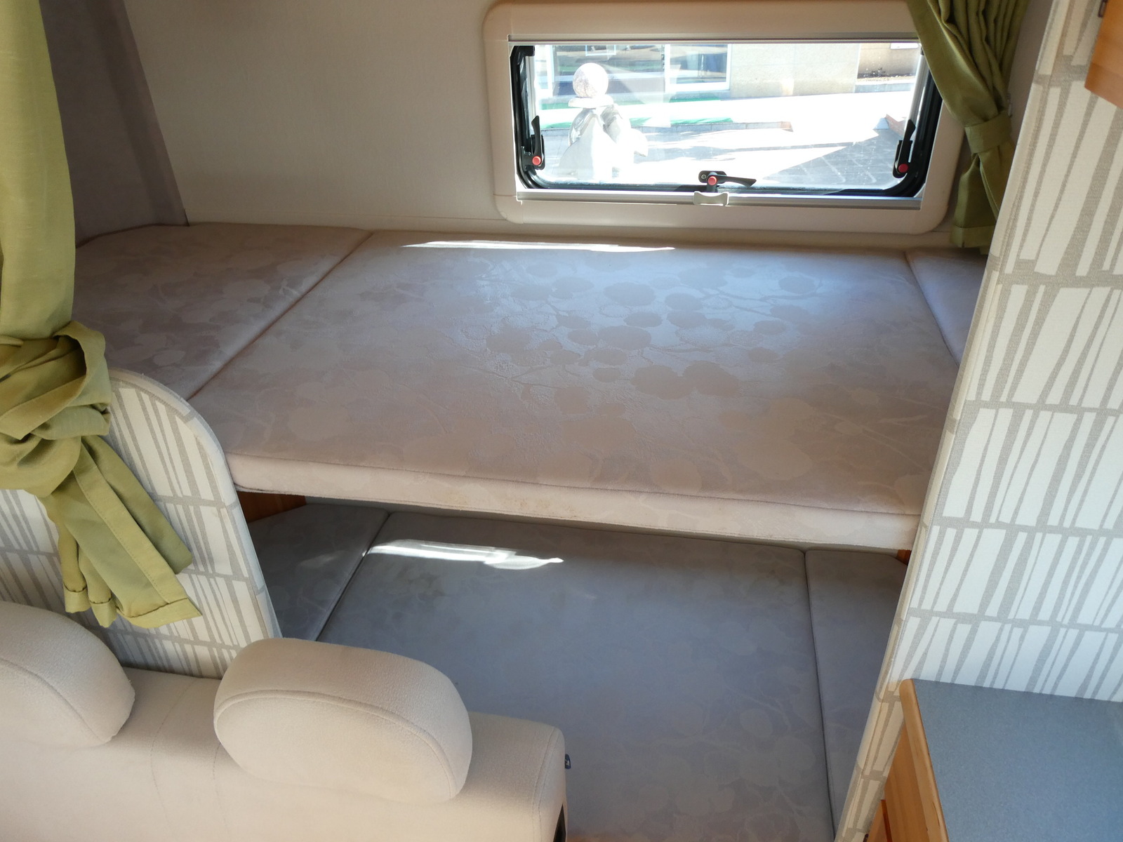 キャンピングカー キャブコン AtoZ　ｱﾐﾃｨﾎﾞｽｺ　ｿｰﾗｰﾊﾟﾈﾙ　FFﾋｰﾀｰ