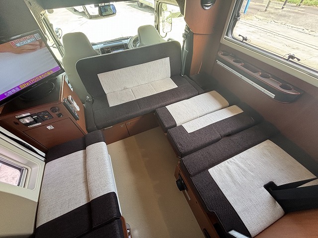 キャンピングカー キャブコン ｶﾑﾛｰﾄﾞ ﾅｯﾂRV ｸﾚｱ5.3X