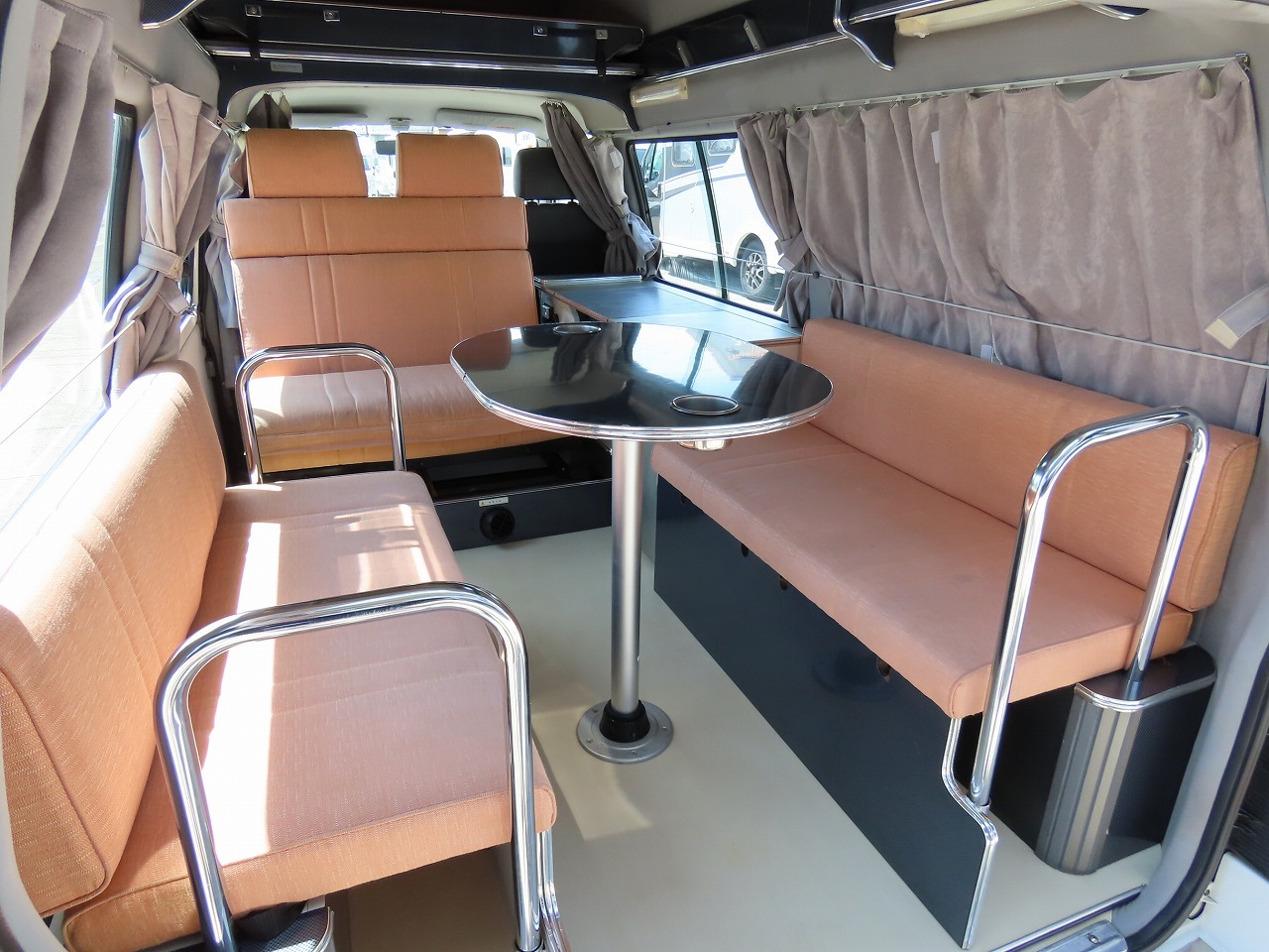 キャンピングカー バンコン ﾎﾞﾝｺﾞ ﾛｰﾀｽRV ｲｰﾗｲﾄ 4WD
