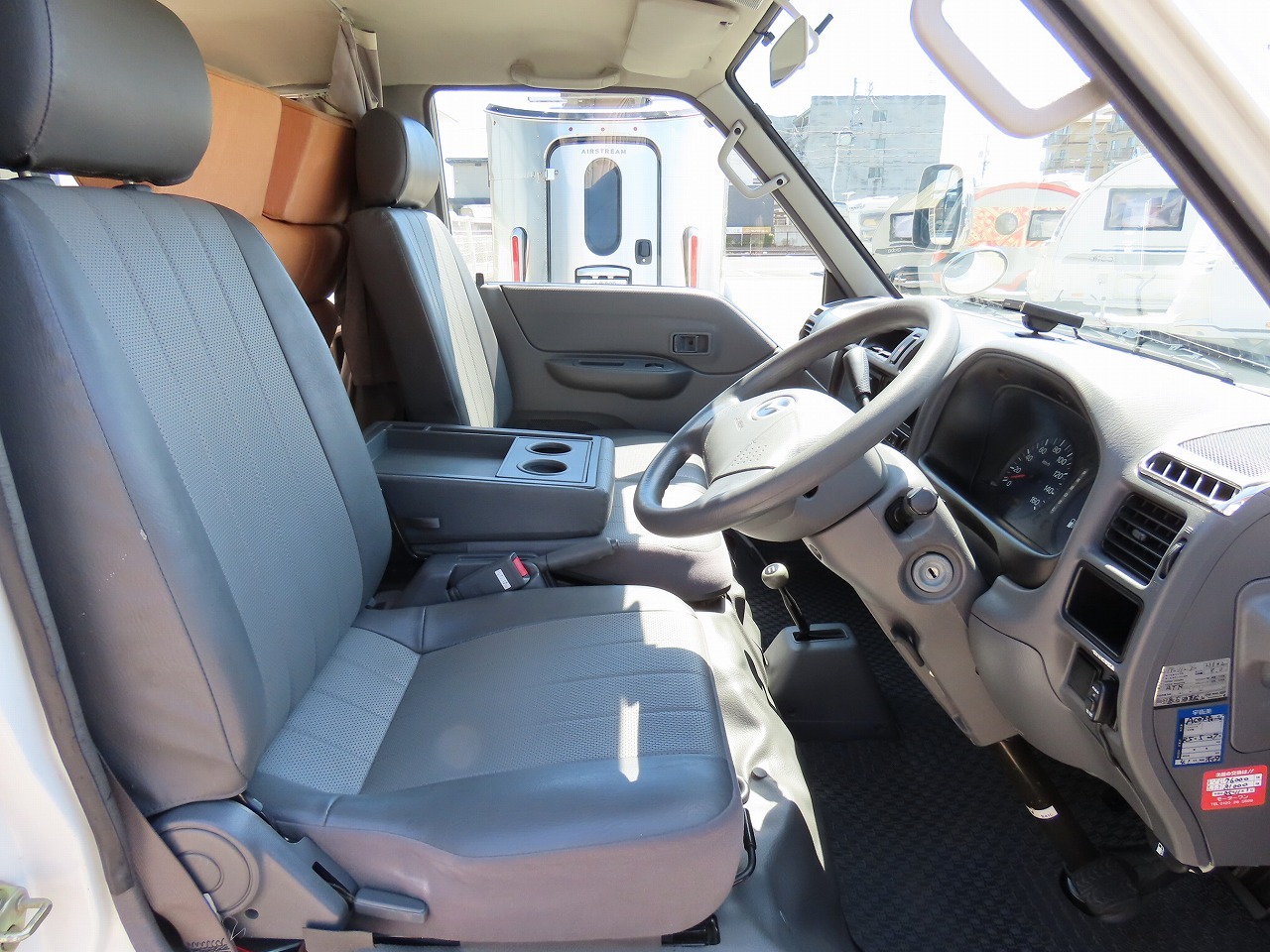 キャンピングカー バンコン ﾎﾞﾝｺﾞ ﾛｰﾀｽRV ｲｰﾗｲﾄ 4WD