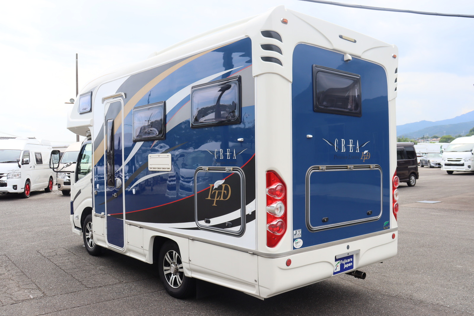 キャンピングカー キャブコン ｶﾑﾛｰﾄﾞ ﾅｯﾂRV ｸﾚｱ5.3Z LTD 3.0DT