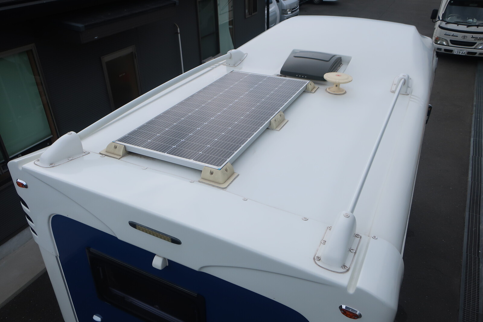 キャンピングカー キャブコン ｶﾑﾛｰﾄﾞ ﾅｯﾂRV ｸﾚｱ5.3Z LTD 3.0DT