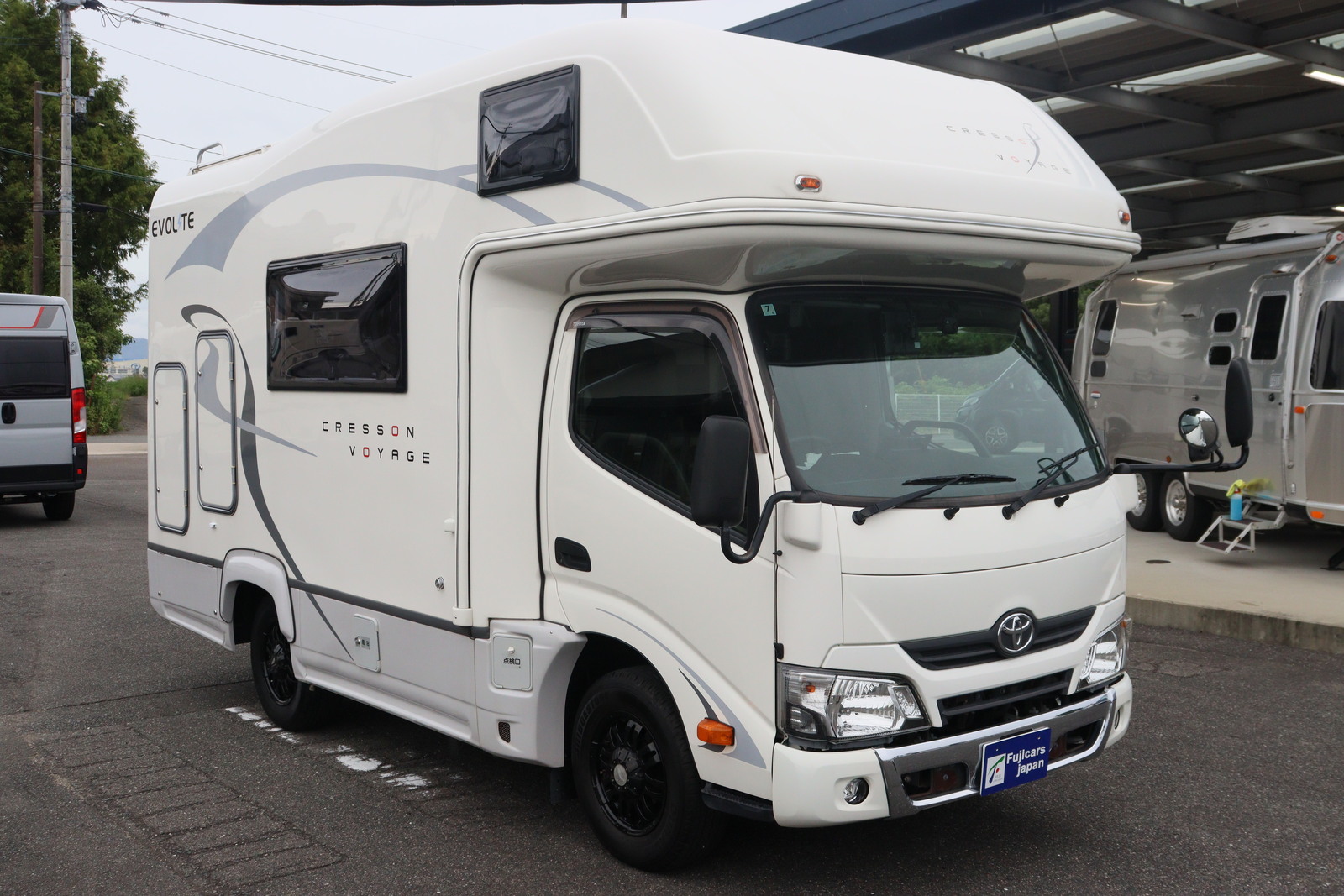 キャンピングカー キャブコン ｶﾑﾛｰﾄﾞﾅｯﾂRV ｸﾚｿﾝﾎﾞﾔｰｼﾞｭWｴﾎﾞﾗｲﾄ